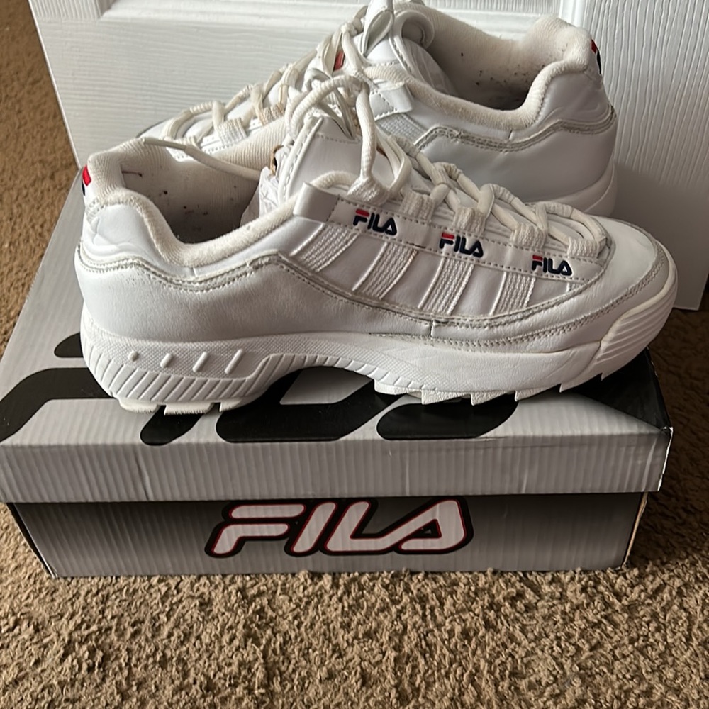 FILA D-FORMATION - Picture 3 of 3